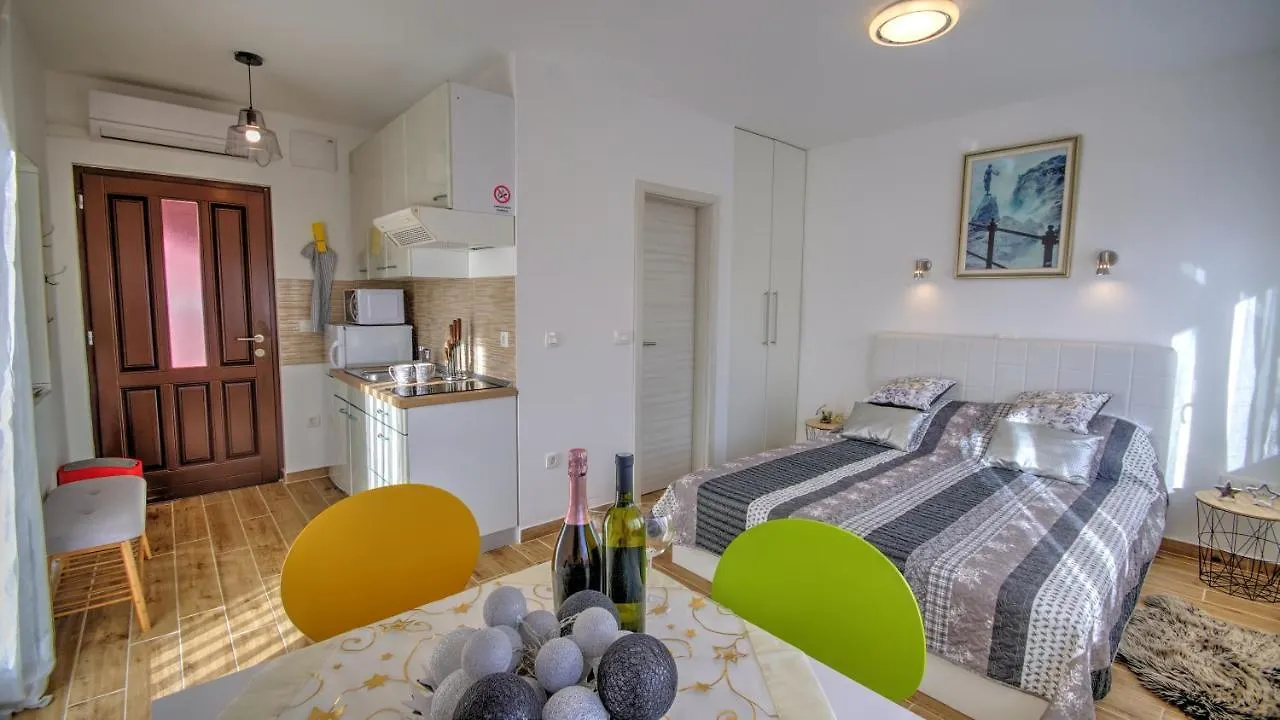 Studio Apartment Margarita Opatija